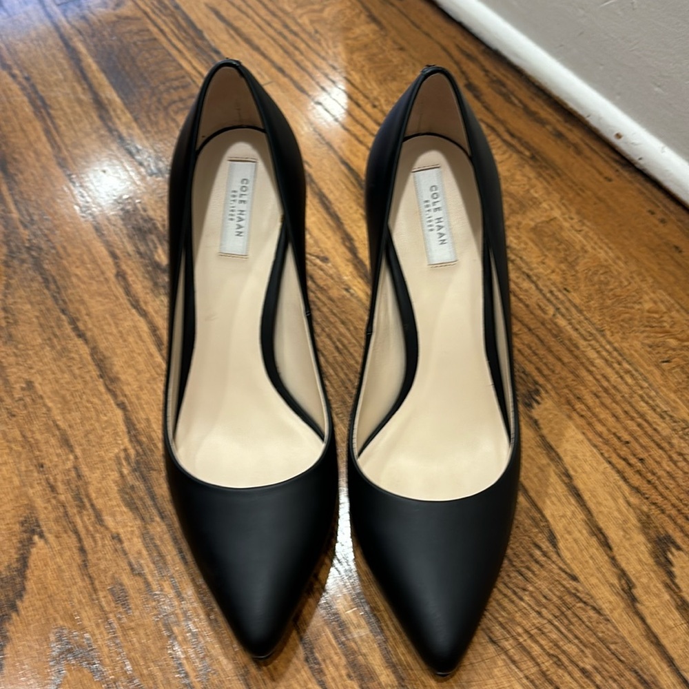 Cole Haan Black Leather Pumps